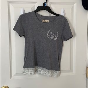 Hollister t-shirt